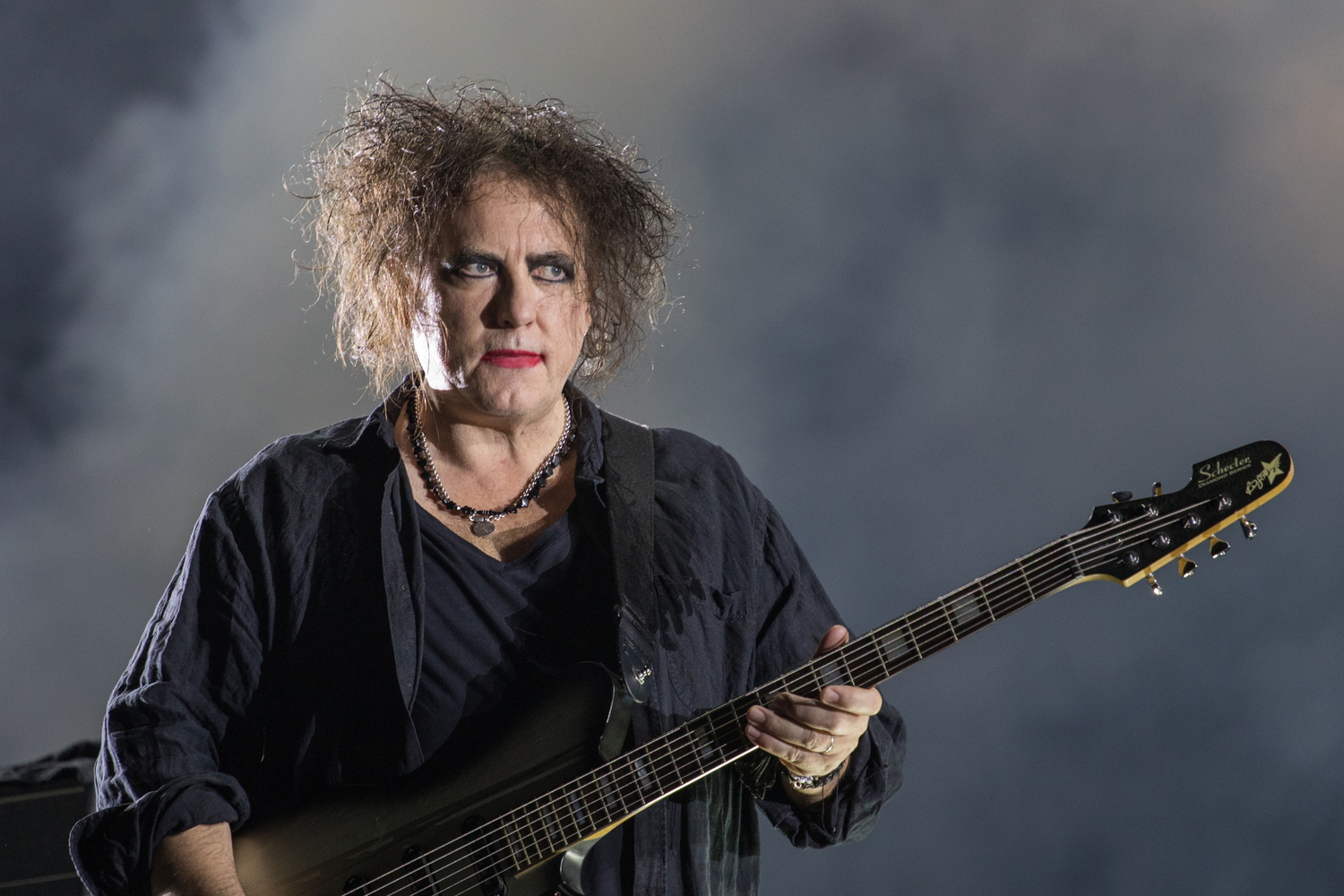 Robert Smith asegura que el nuevo disco de The Cure llegará cerca de octubre - Radio Continente FM