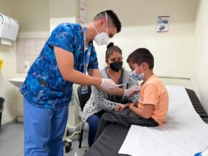 Red de Urgencia se prepara: Hasta un 40 por ciento han aumentado las consultas por enfermedades respiratorias