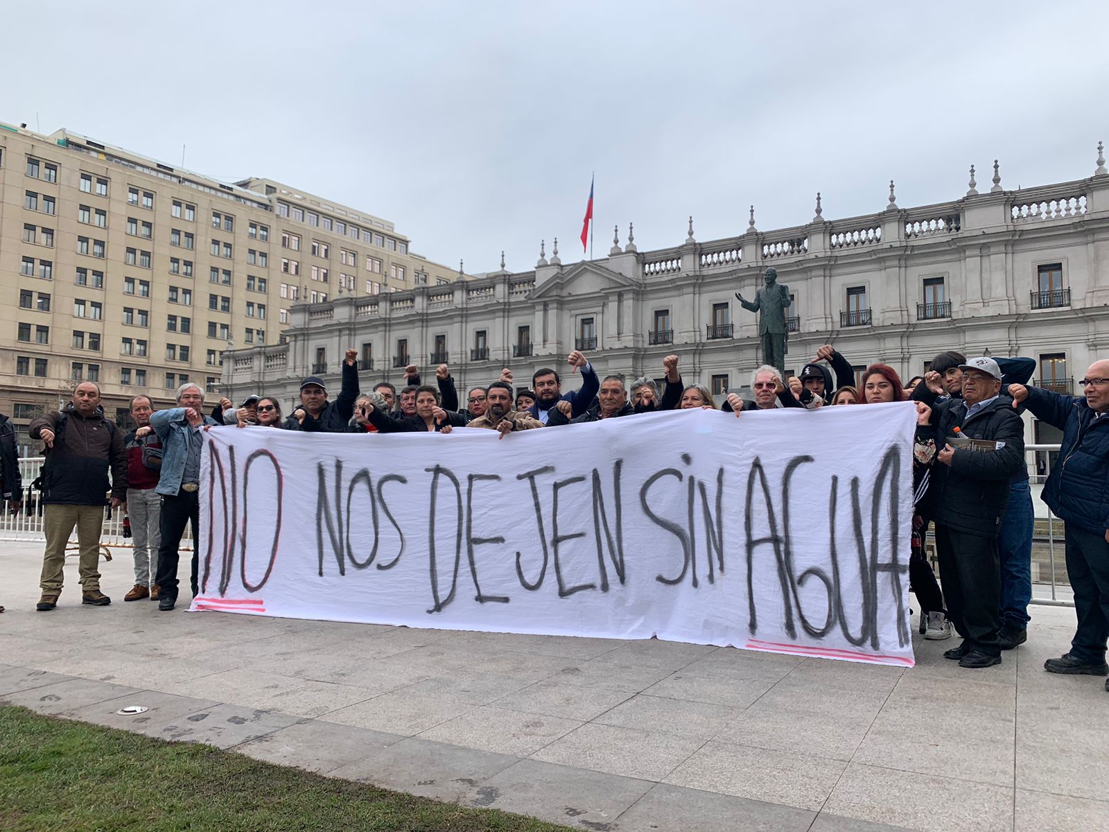 Dirigentes y alcalde de La Higuera llegan hasta La Moneda para denunciar vicios en la creación del Área Marina Costera