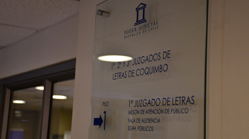Municipio de Coquimbo deberá indemnizar a hijo de peatón que murió tras caída de alumbrado publico