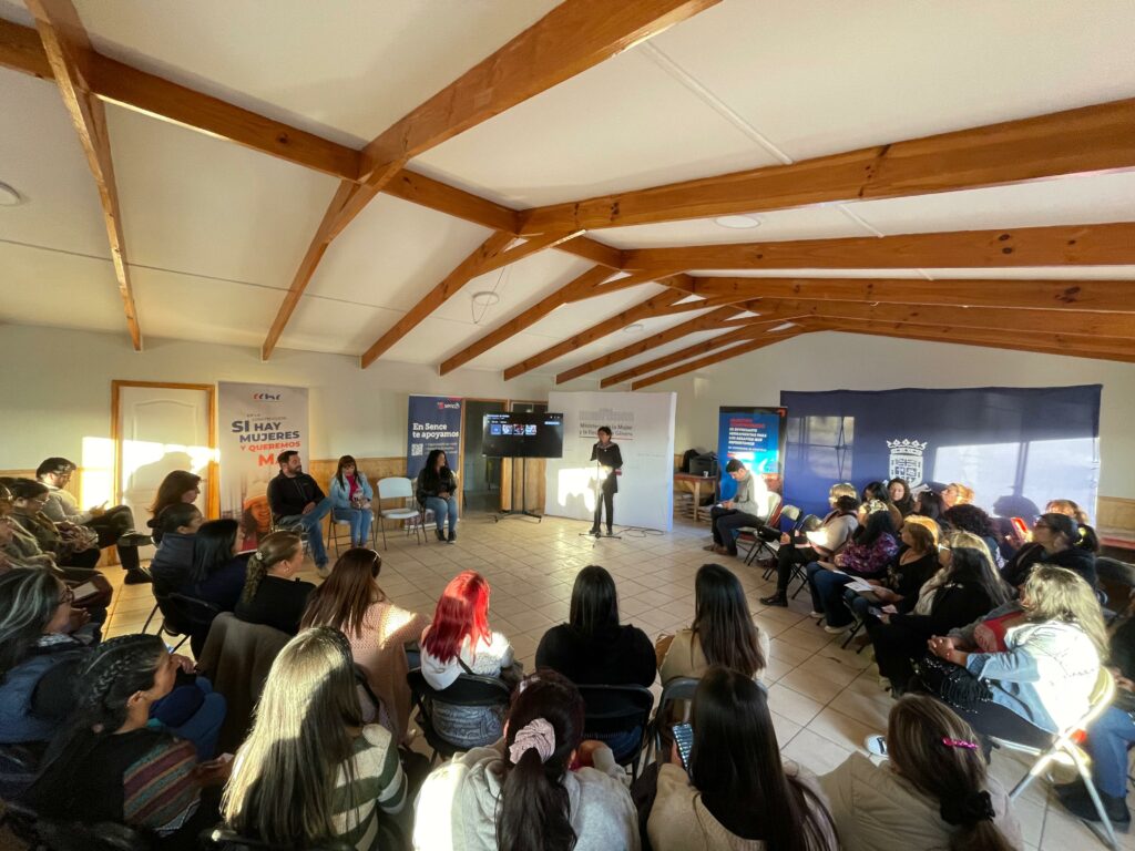 Más de 50 mujeres participaron de operativo laboral en Punta Mira para fomentar el trabajo femenino en la construcción