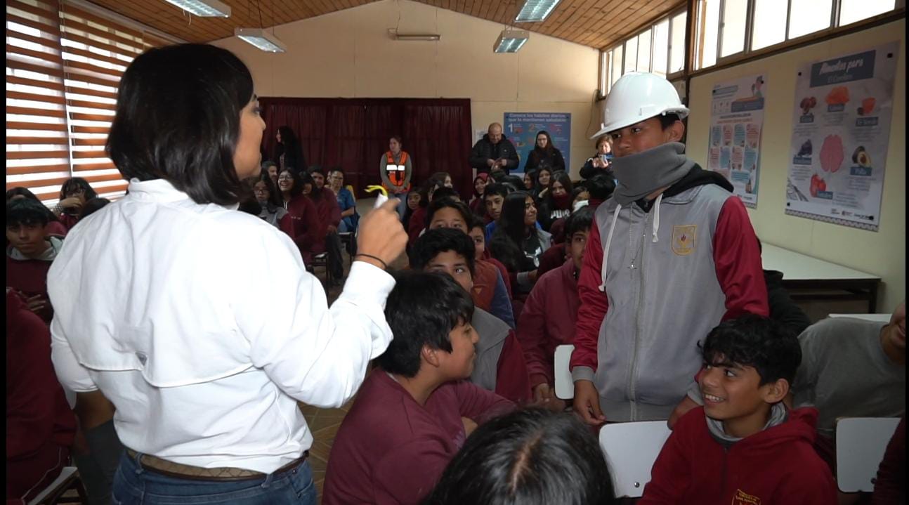 WIM y Minera Los Pelambres acercan la minería a estudiantes de la Escuela San Rafael de Coquimbo