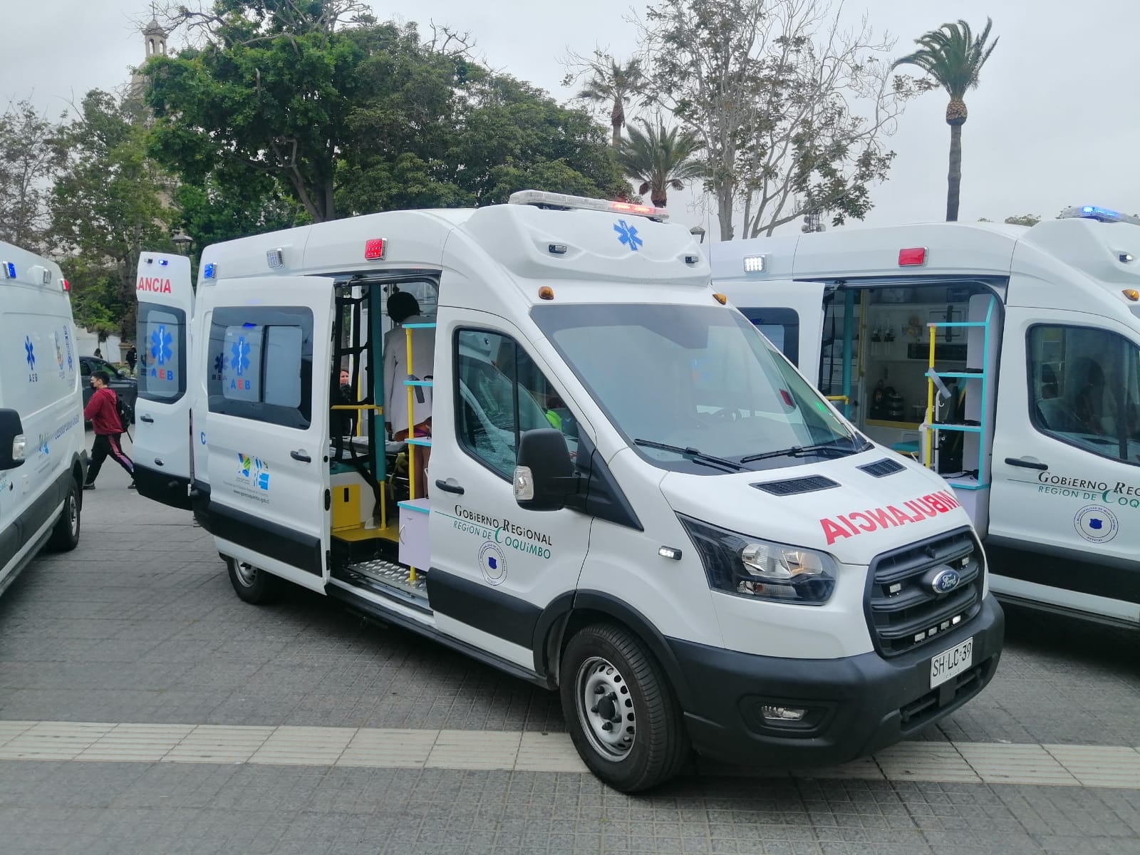 Más de $242 millones para la adquisición de 15 ambulancias destinadas a 5 comunas
