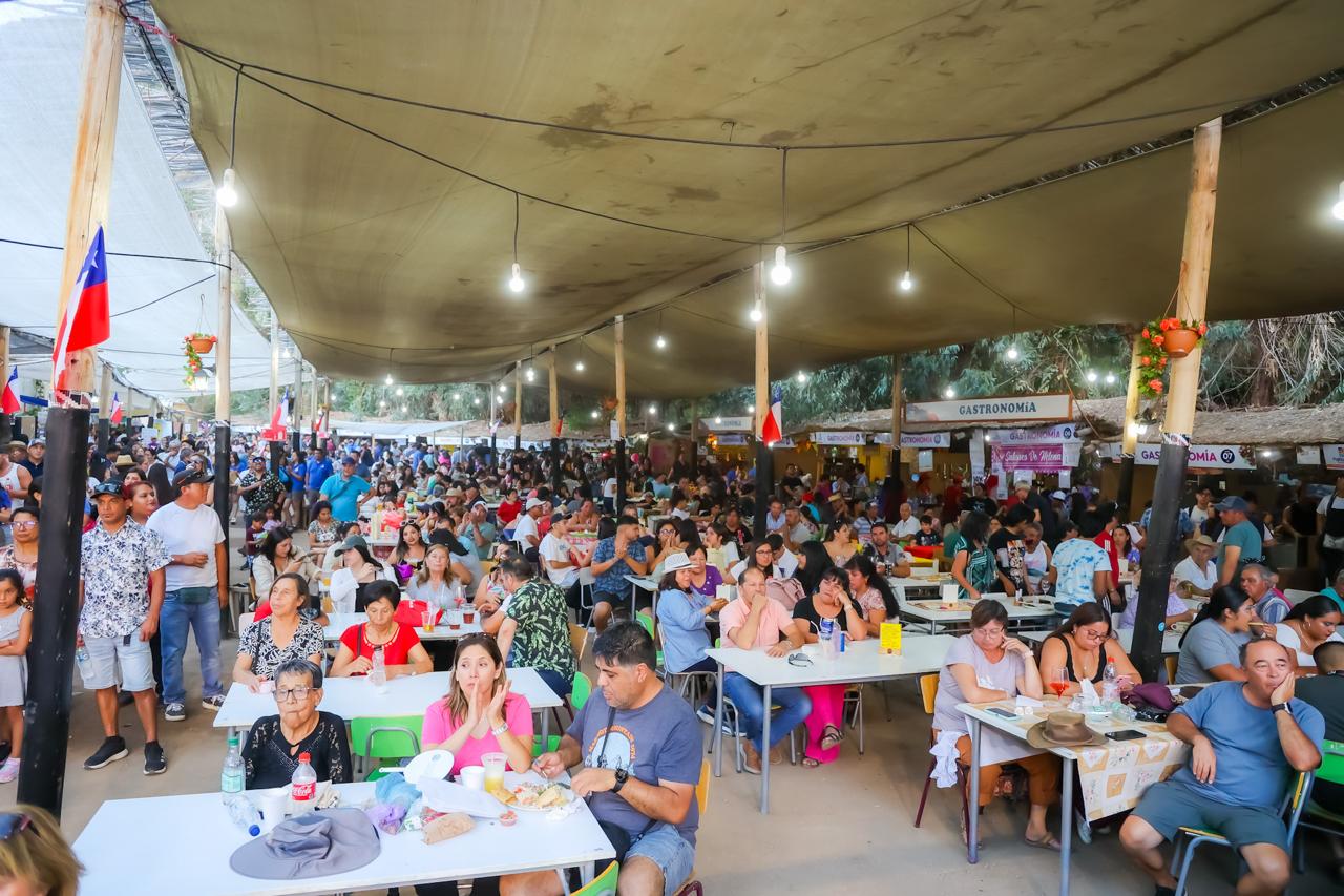Más de 5 mil personas disfrutaron de la jornada inaugural de la Feria Costumbrista de Paihuano