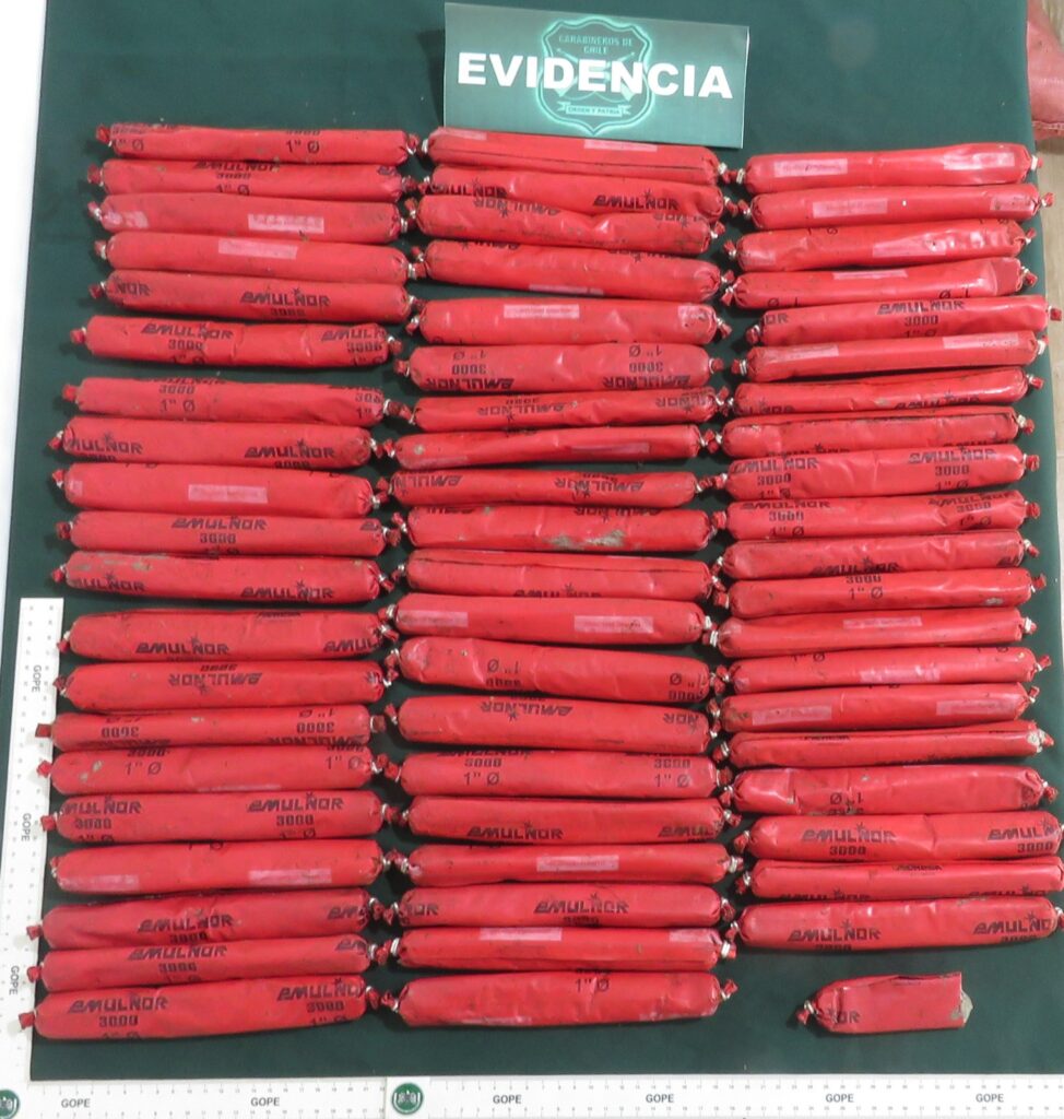 Decomisan plantación de marihuana y detienen a sujeto con explosivos en La Higuera