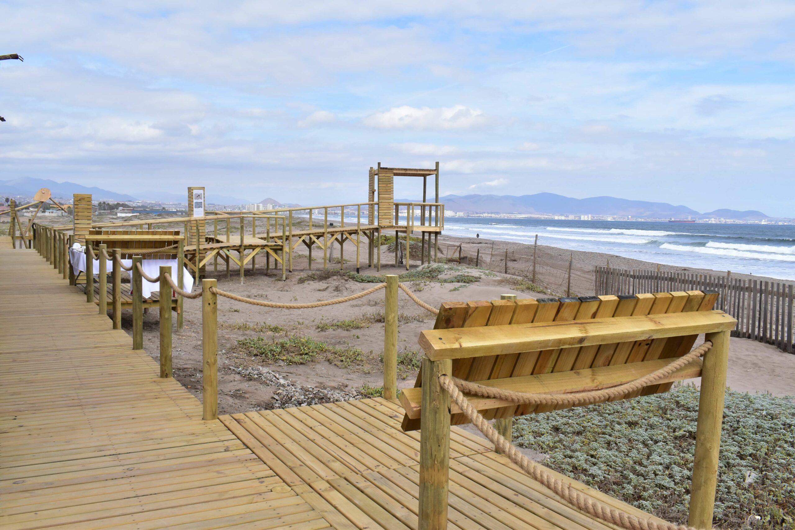 Caleta San Pedro cuenta con nuevo mirador para aves y dunas del Río Elqui