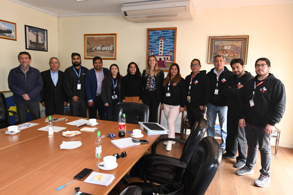 Avanzan diálogos para resolver conflicto en Salud Primaria: Reunión clave con gremios y alcaldesa Norambuena