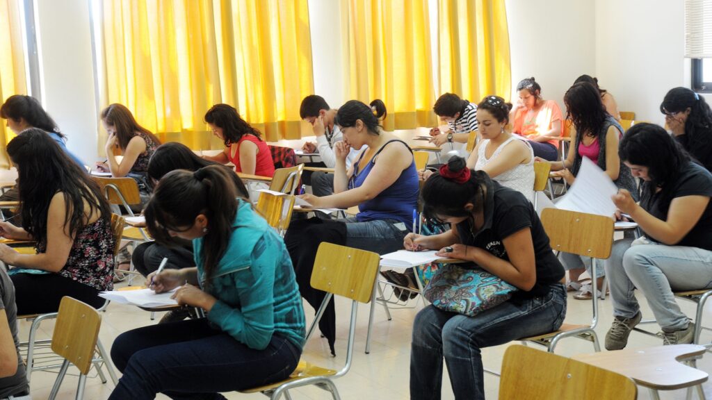 Más de 8 mil estudiantes de la región acceden a beneficios para la Educación Superior