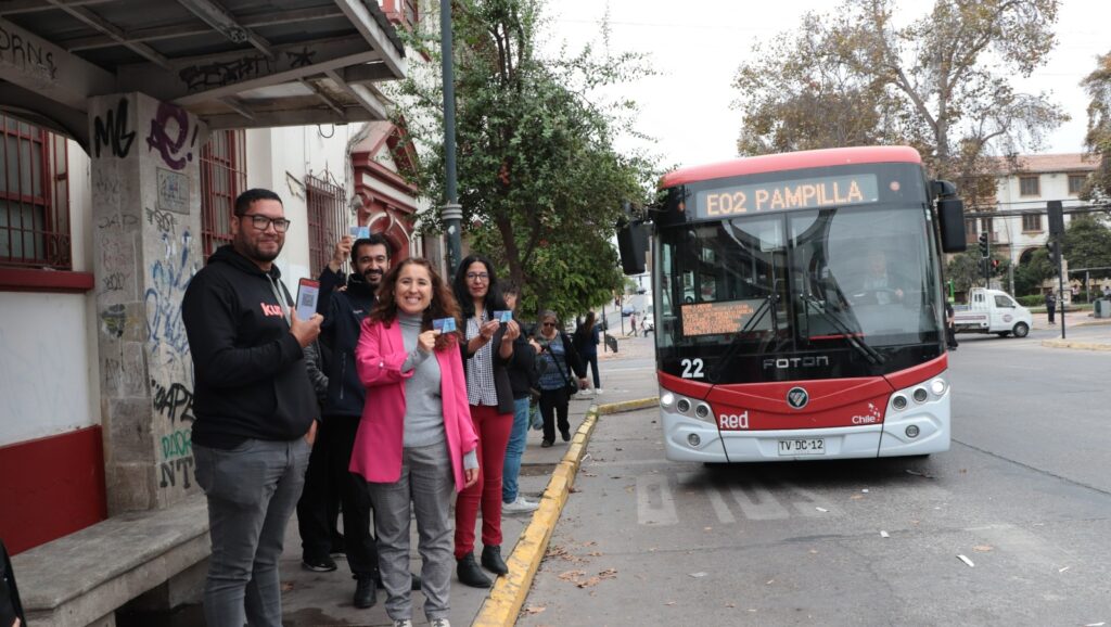 Comenzó el pago con tarjeta obligatoria en los buses eléctrico de La Serena y Coquimbo