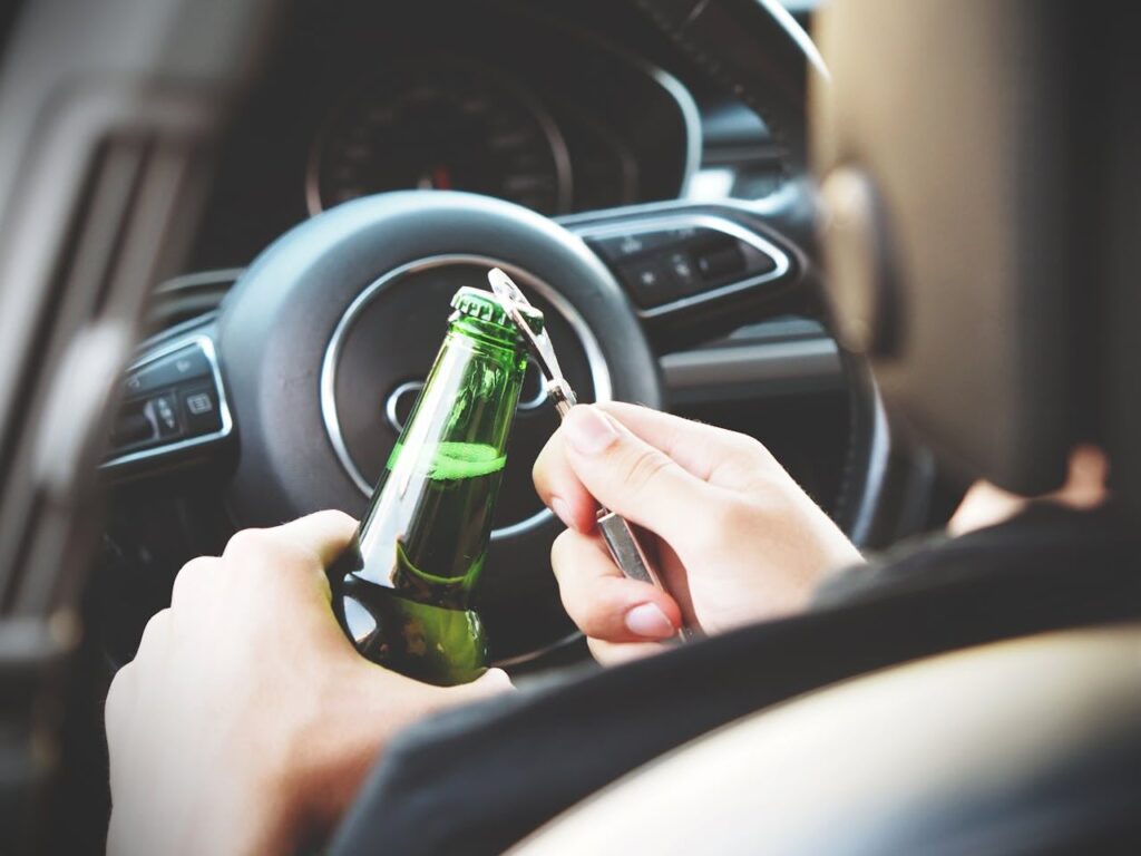 Fiestas Patrias: ¿A qué consecuencias legales se arriesga alguien que maneja con alcohol?