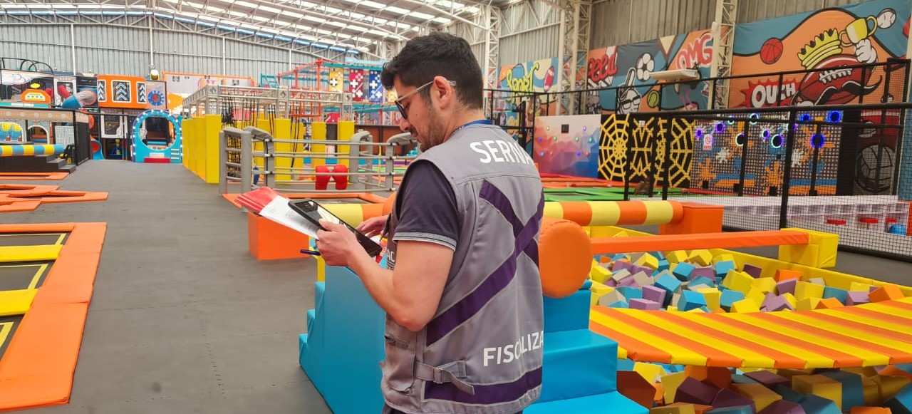 Sernac fiscaliza centros de eventos infantiles en Cquimbo