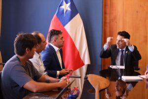 Impulsan proyecto para traer el Panamericano de Canotaje Polinésico 2026 a Coquimbo y La Serena
