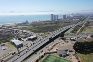 Avanzan obras de seguridad vial en tramo urbano de la ruta 5 norte