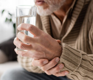 Día Mundial del Parkinson: el impacto de la enfermedad en los pacientes y sus familias